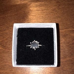 Tourmalinated Quartz Ring